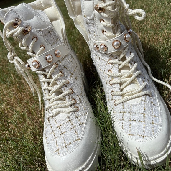 MWOT White Tweed & Leather Ankle Boots with Pearl Accent Strap - Picture 2 of 5